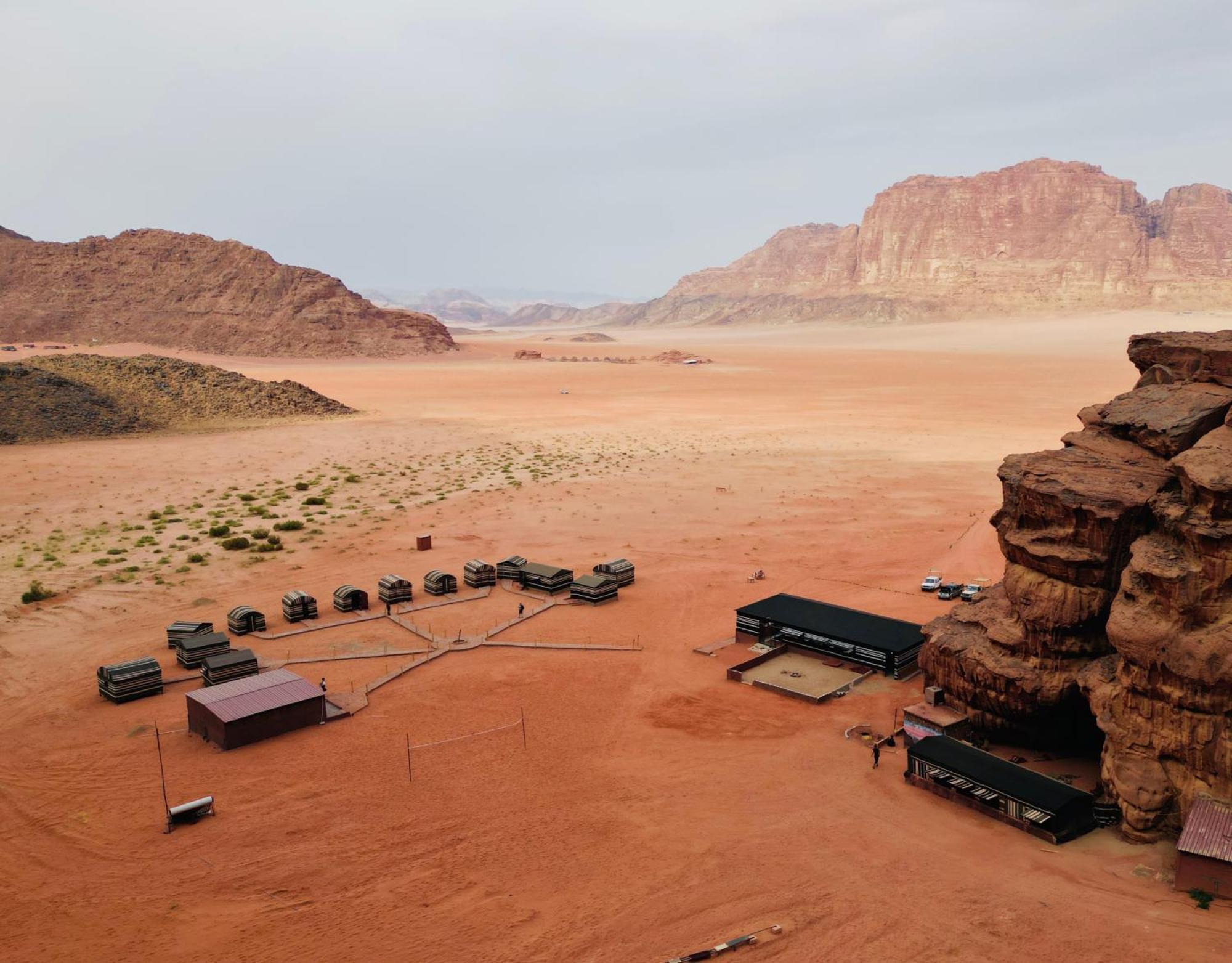 Отель Bedouin Nights Camp Вади-Рам Экстерьер фото