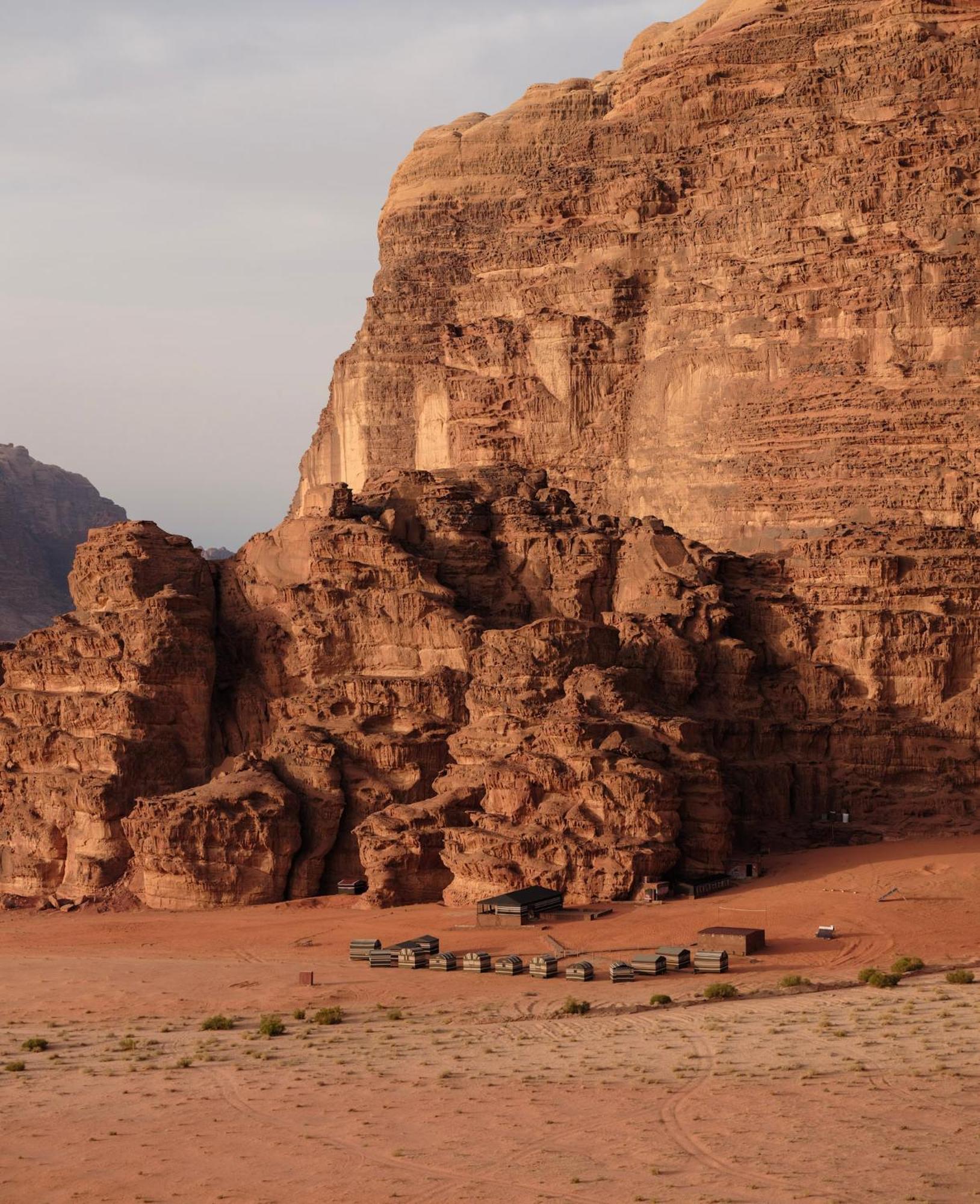 Отель Bedouin Nights Camp Вади-Рам Экстерьер фото