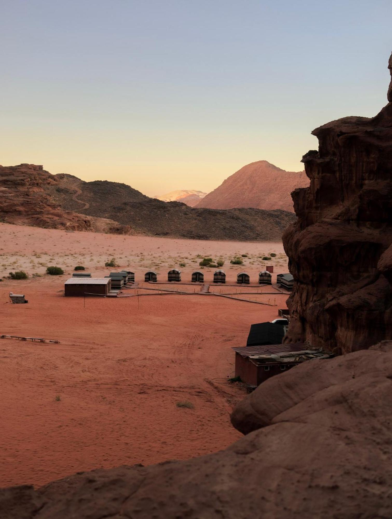Отель Bedouin Nights Camp Вади-Рам Экстерьер фото